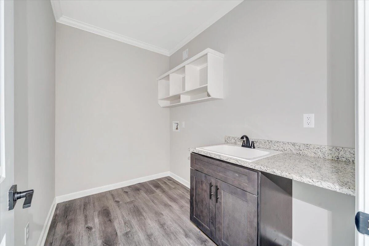 284 Windsor Castle DR - Photo 27