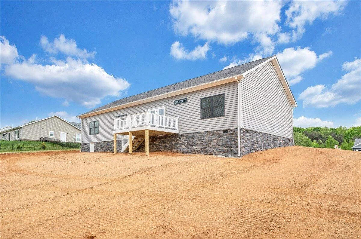 284 Windsor Castle DR - Photo 31