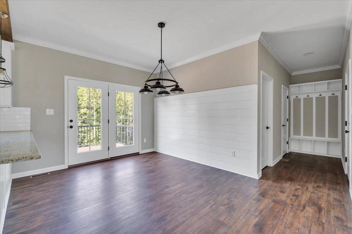 320 Windsor Castle DR - Photo 11