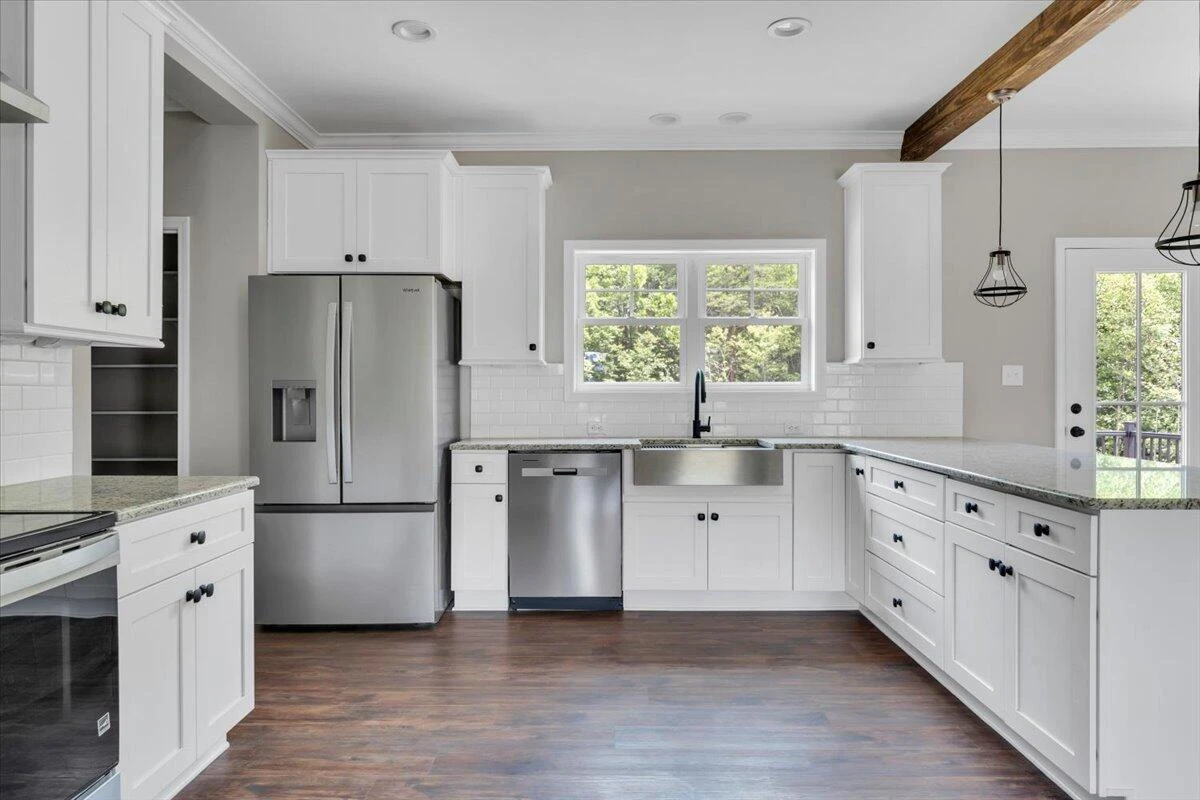320 Windsor Castle DR - Photo 15