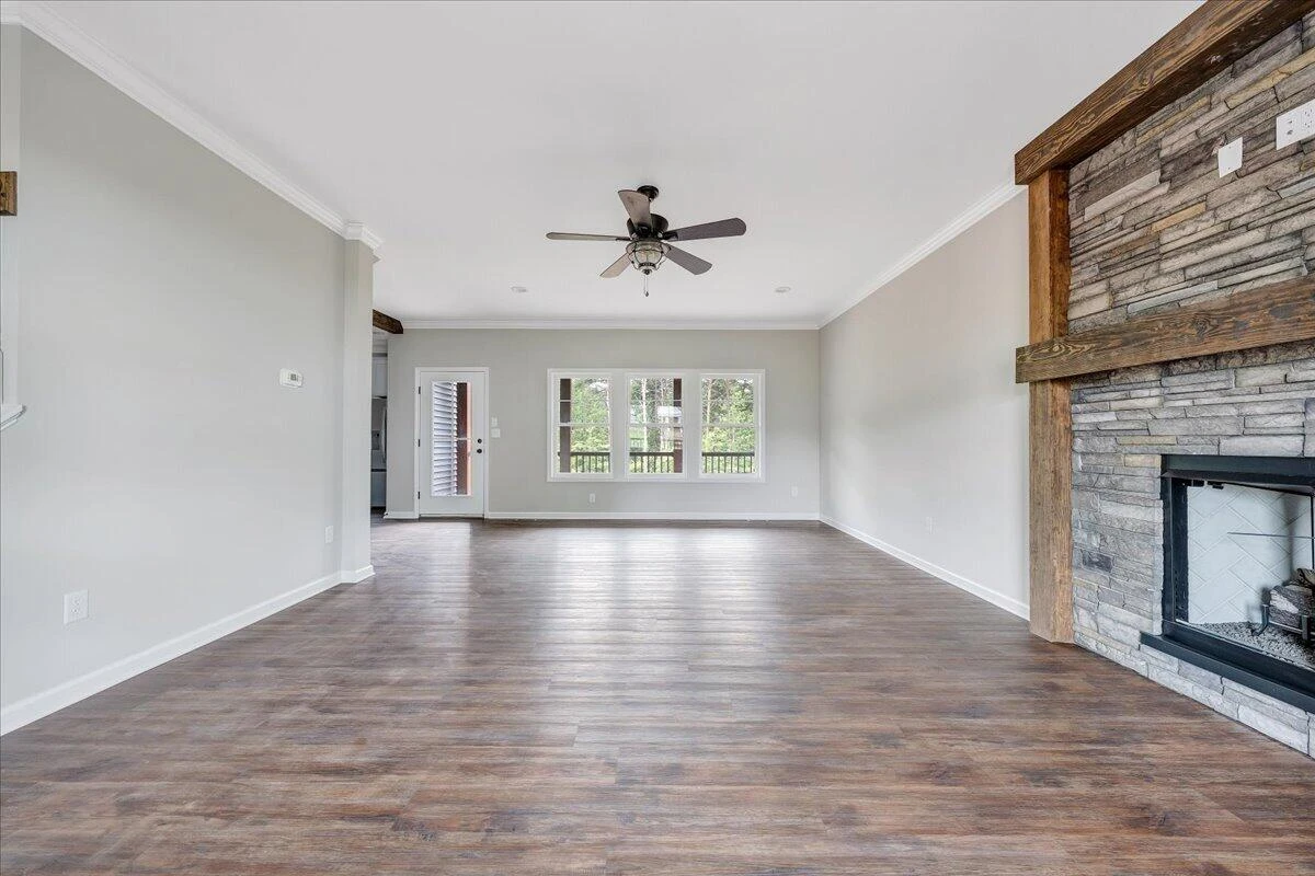321 Windsor Castle DR - Photo 4