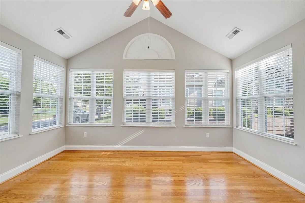 5529 Orchard Villas CIR - Photo 8
