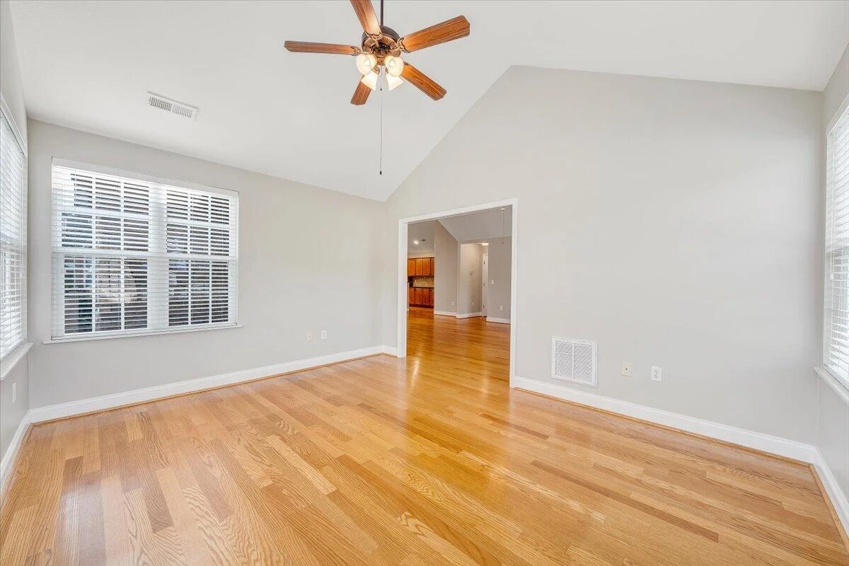 5529 Orchard Villas CIR - Photo 9