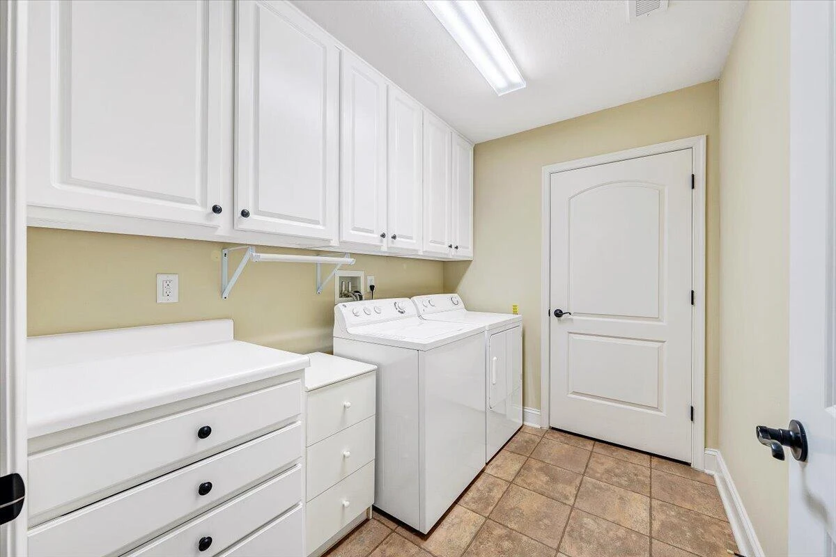 5529 Orchard Villas CIR - Photo 18