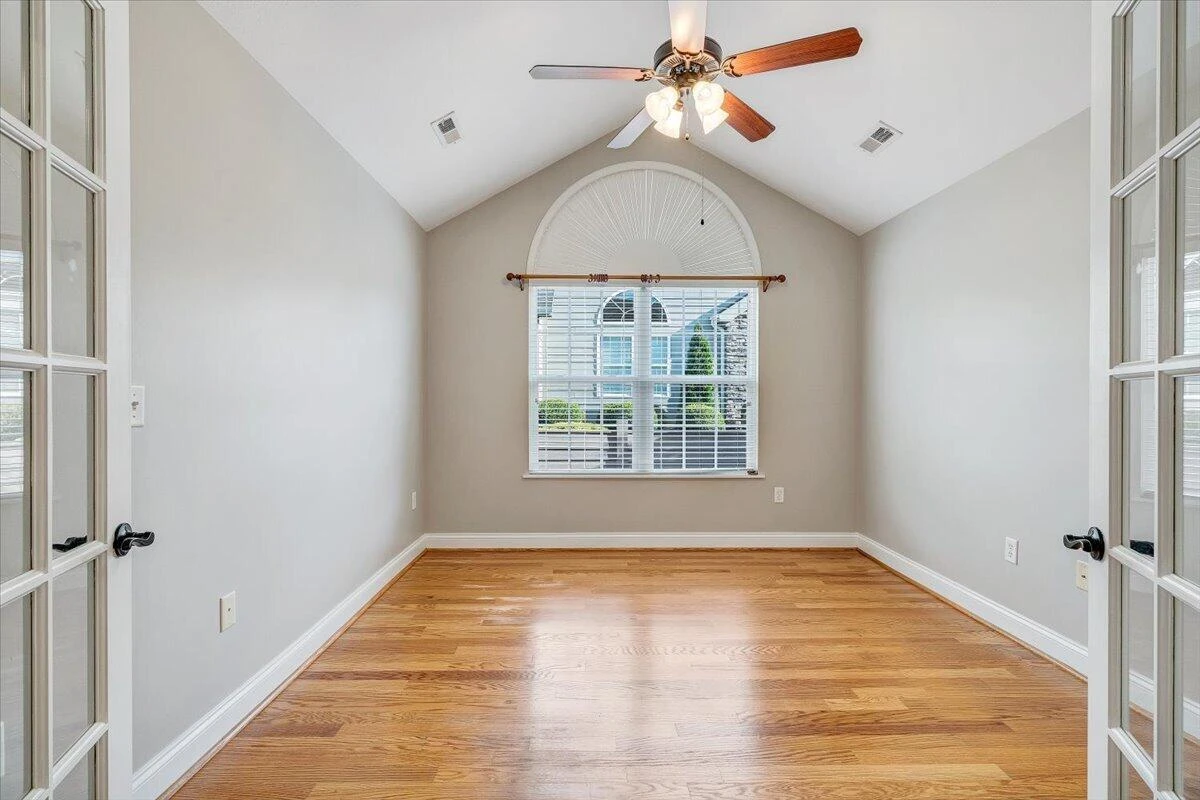 5529 Orchard Villas CIR - Photo 20