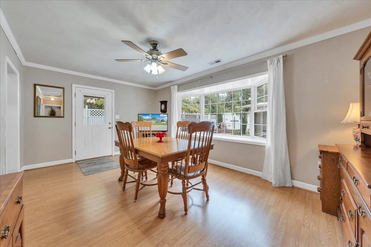 110 Hart DR - Photo 14