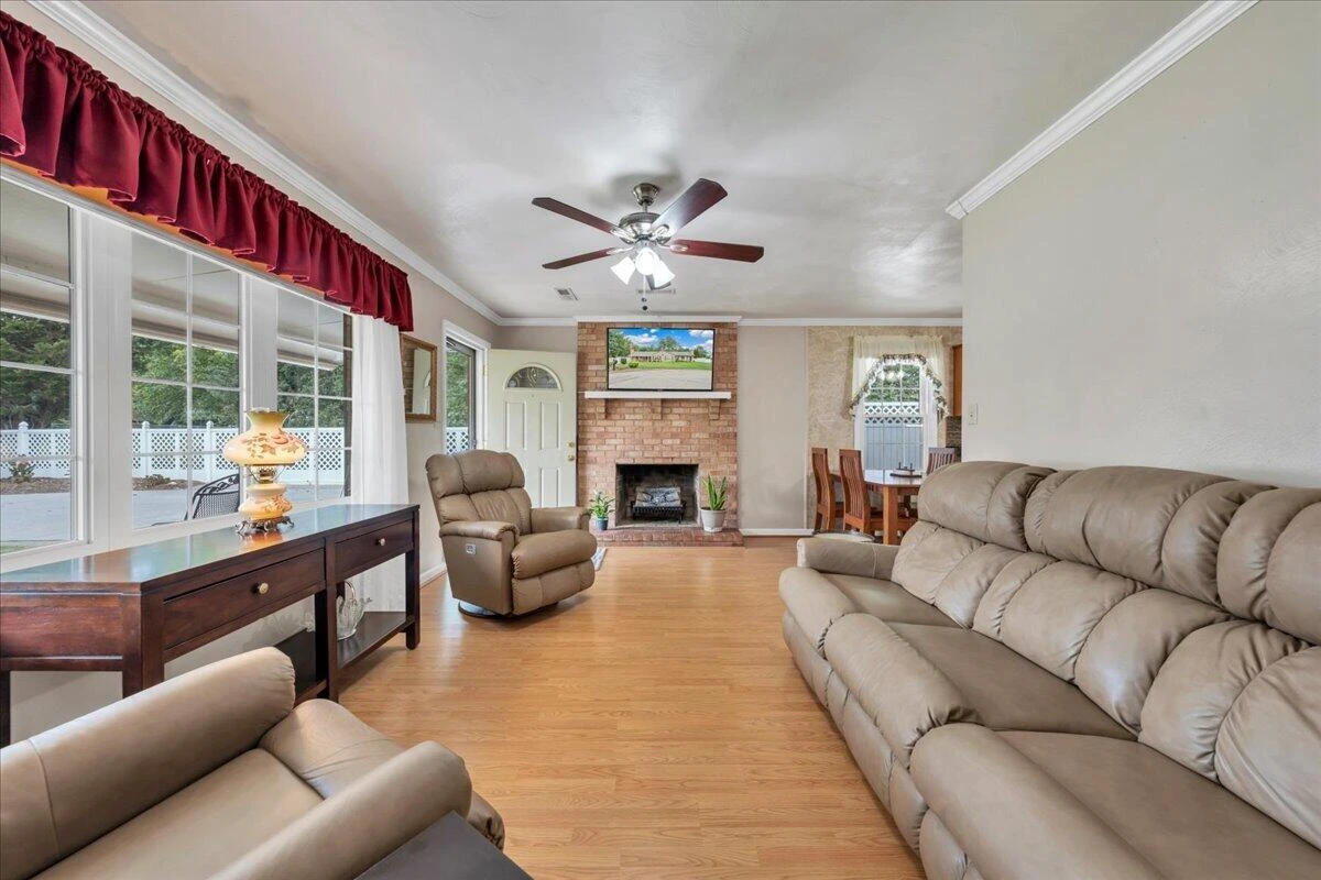 110 Hart DR - Photo 30