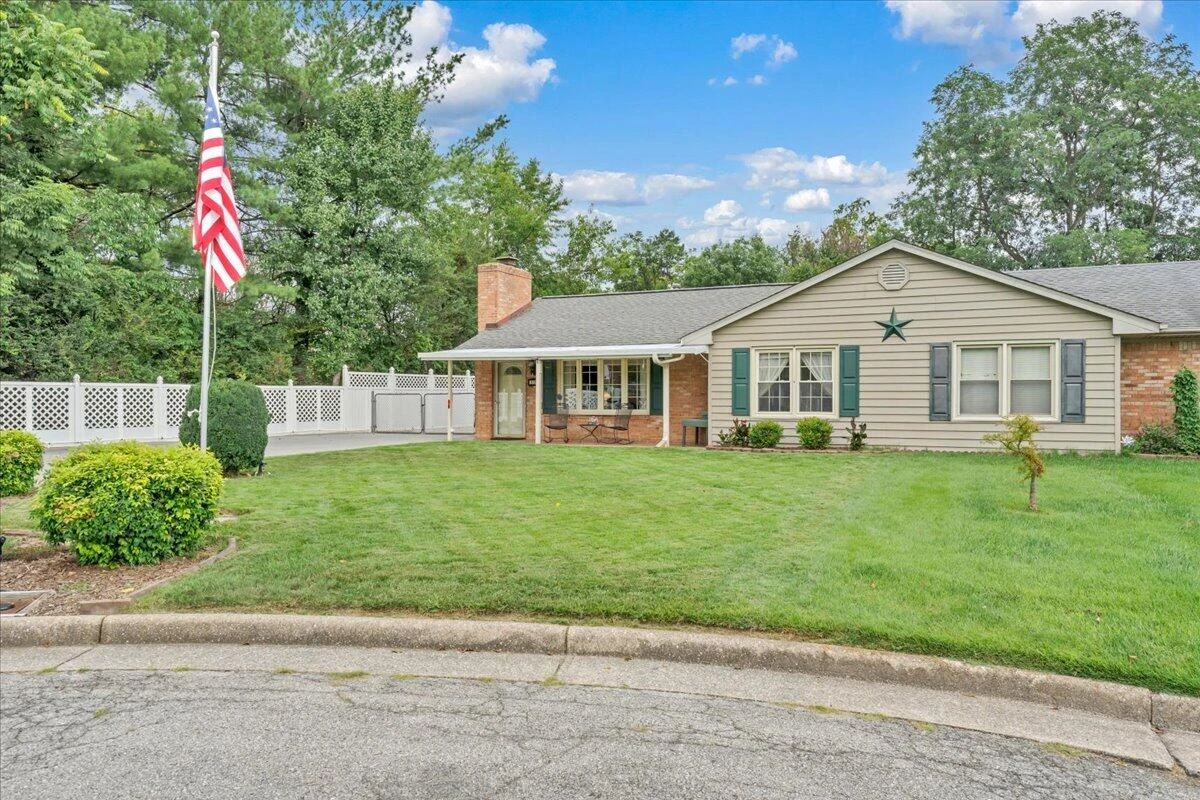 110 Hart DR - Photo 37