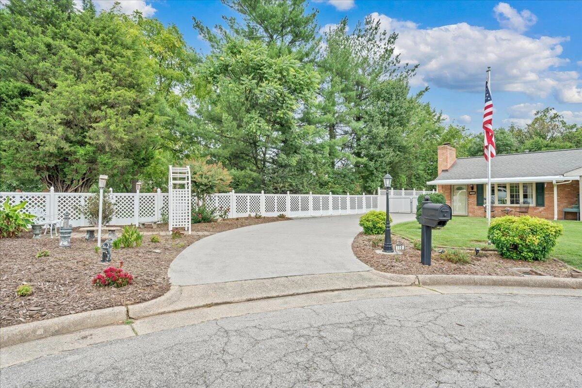 110 Hart DR - Photo 39