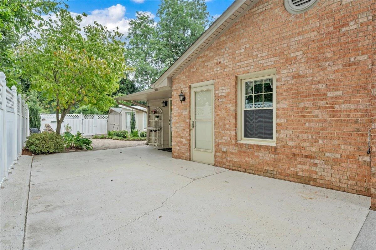 110 Hart DR - Photo 44