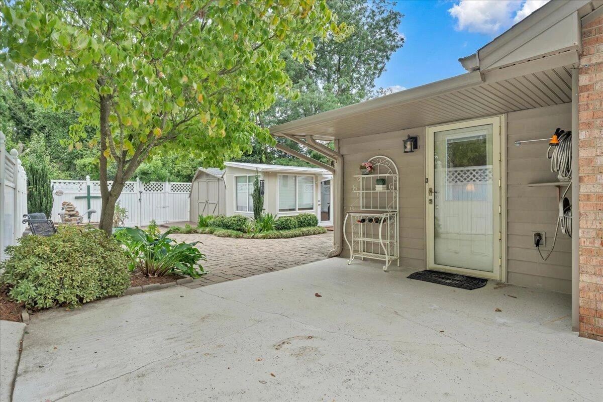 110 Hart DR - Photo 46