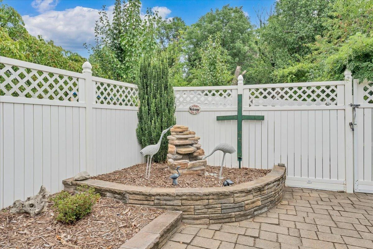 110 Hart DR - Photo 48