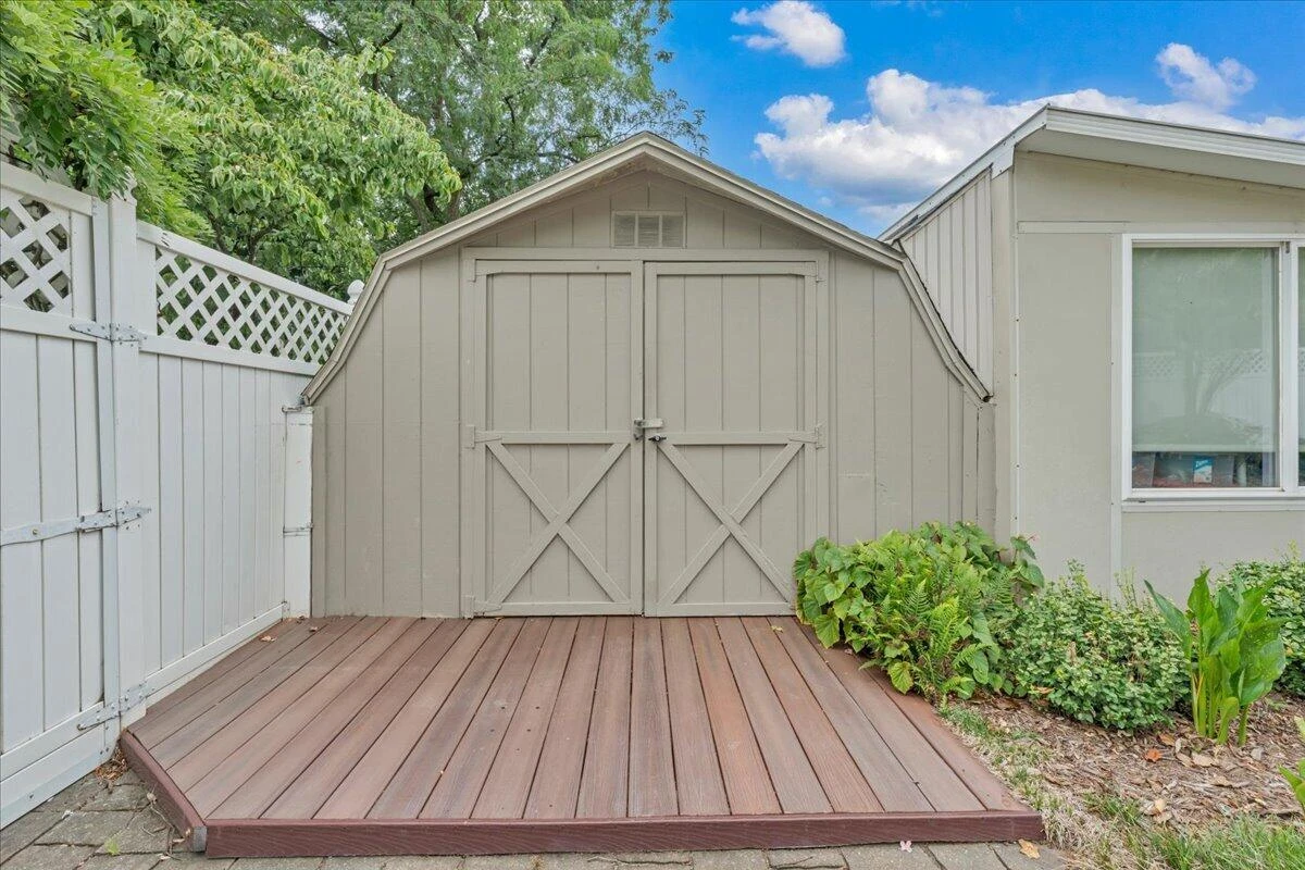 110 Hart DR - Photo 49