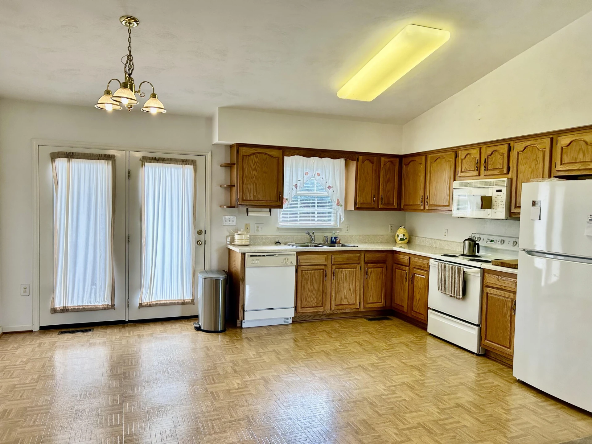 12179 Hardy RD - Photo 4