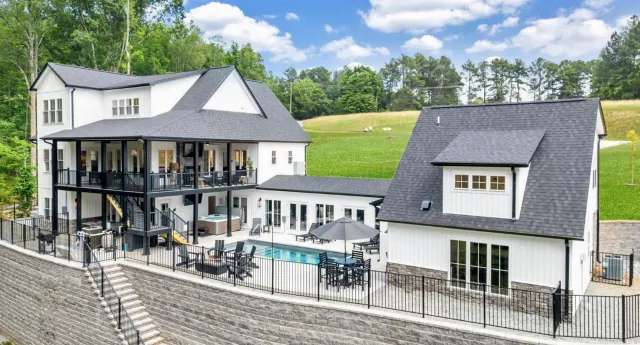 250 Mountain Vista DR, Penhook, VA, 24137