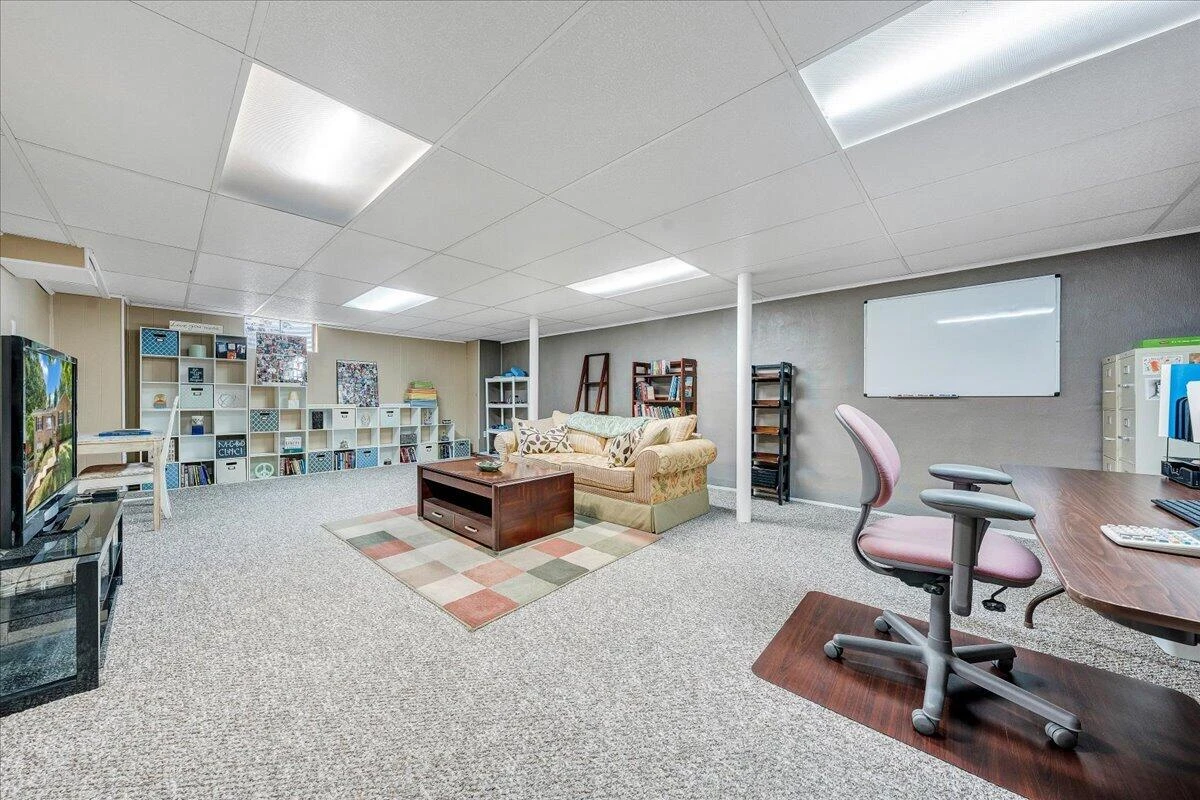 5728 Castle Rock RD - Photo 23