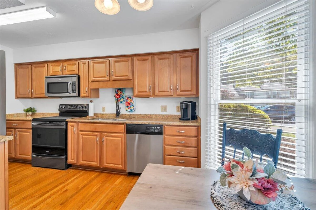 4646 Mill View CT - Photo 17