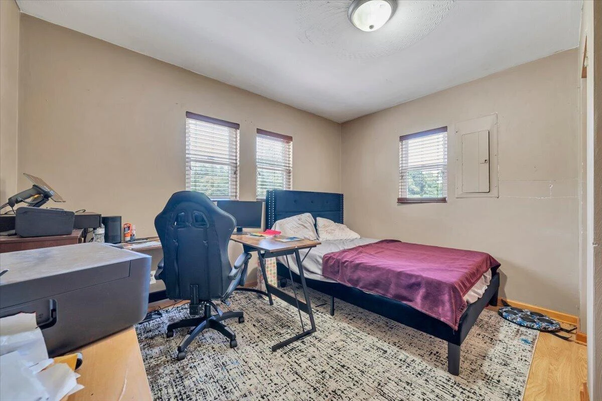 2412 Quarterwood RD - Photo 35