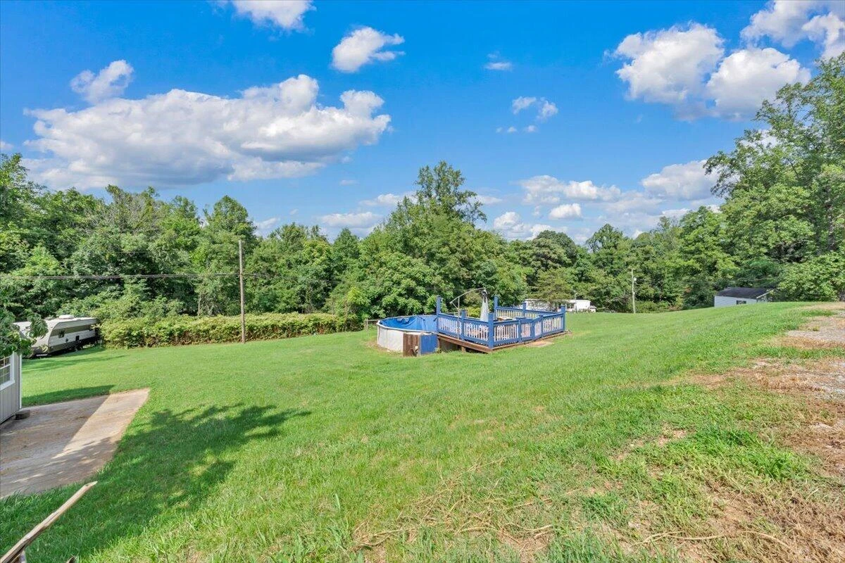 2412 Quarterwood RD - Photo 47