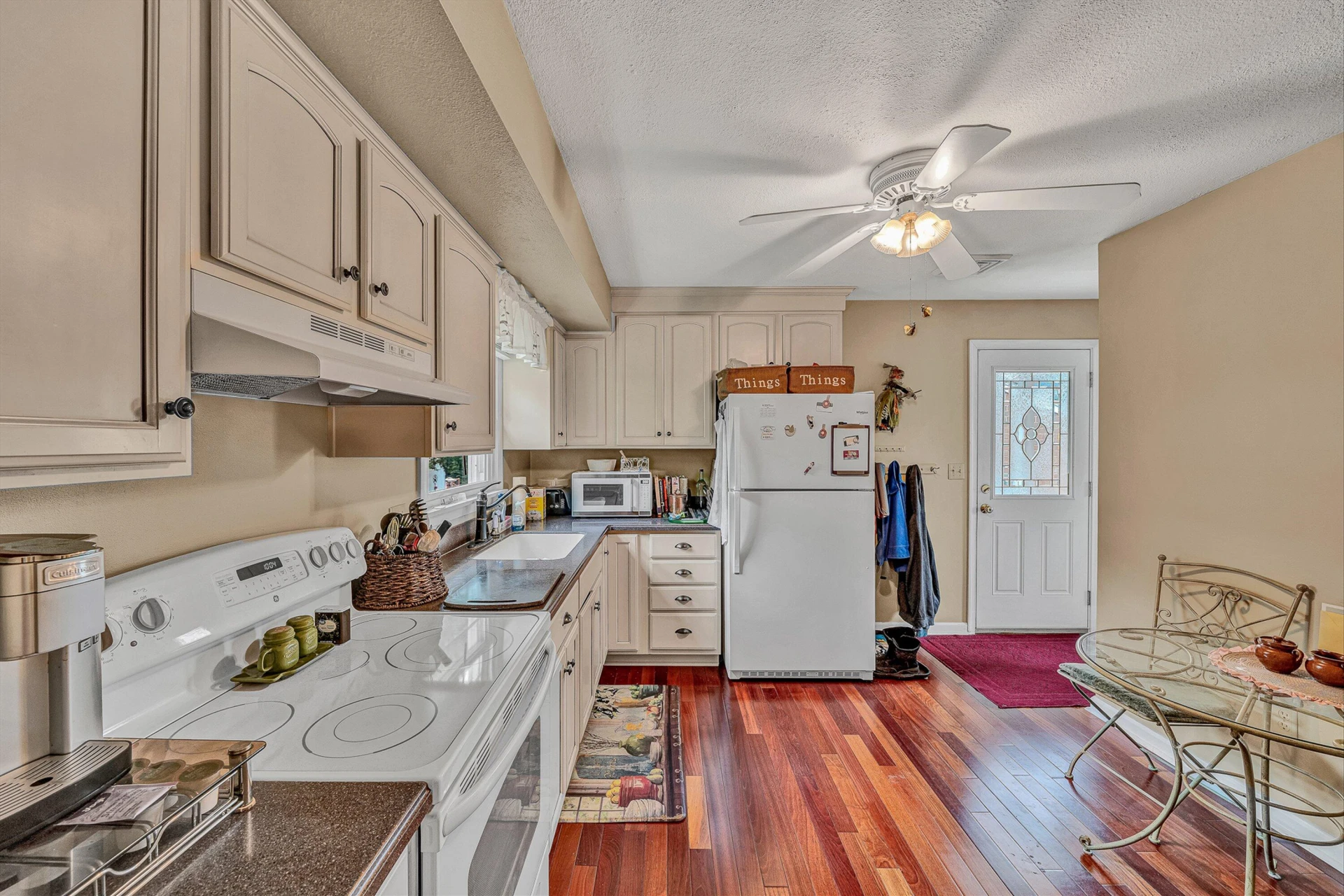 502 2nd ST - Photo 5