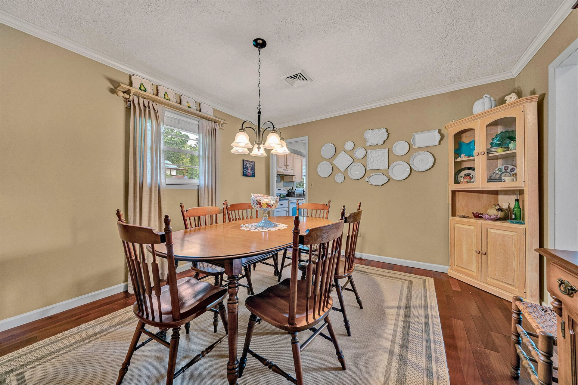 502 2nd ST - Photo 6