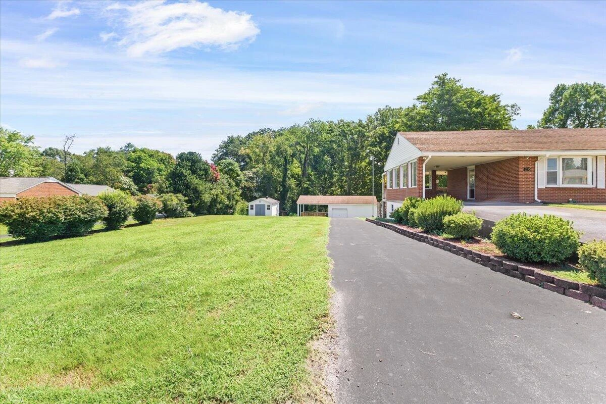 205 Murphy RD - Photo 31