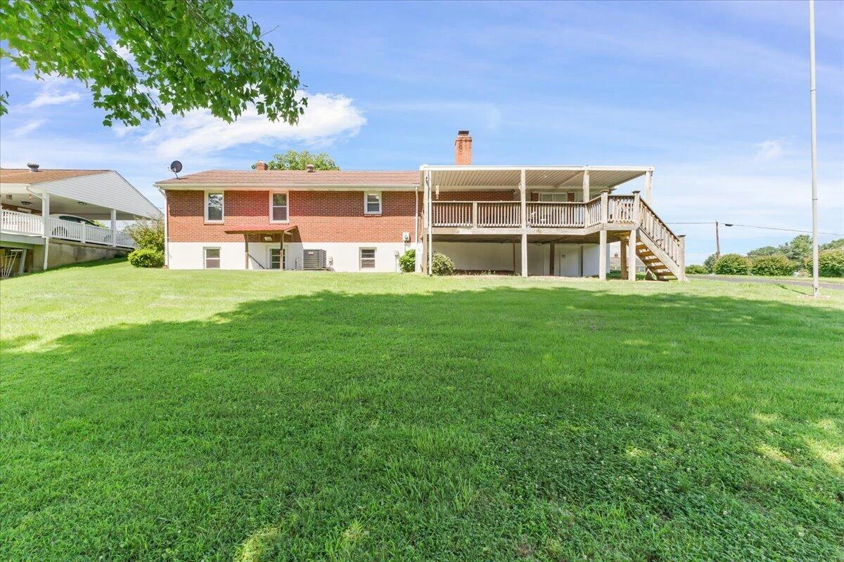 205 Murphy RD - Photo 3