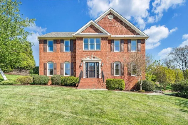 7706 Hollins Court CIR