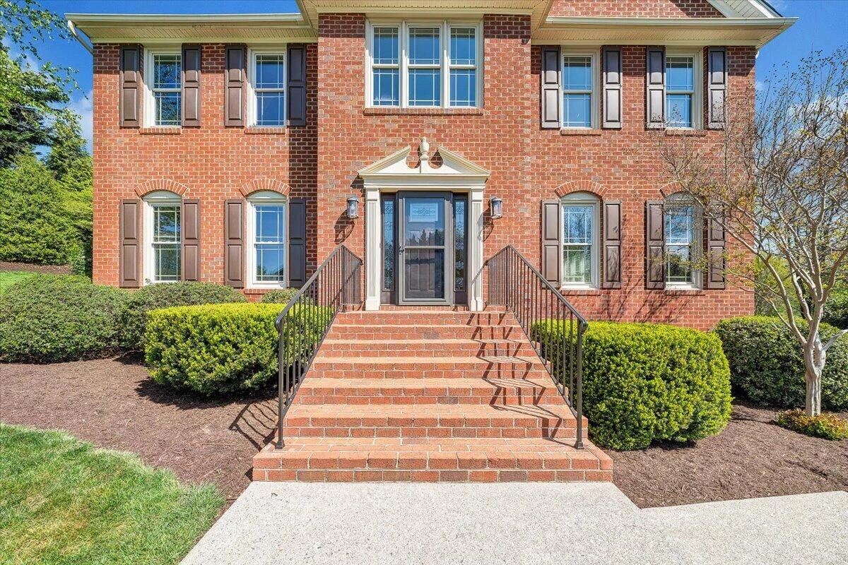 7706 Hollins Court CIR - Photo 2