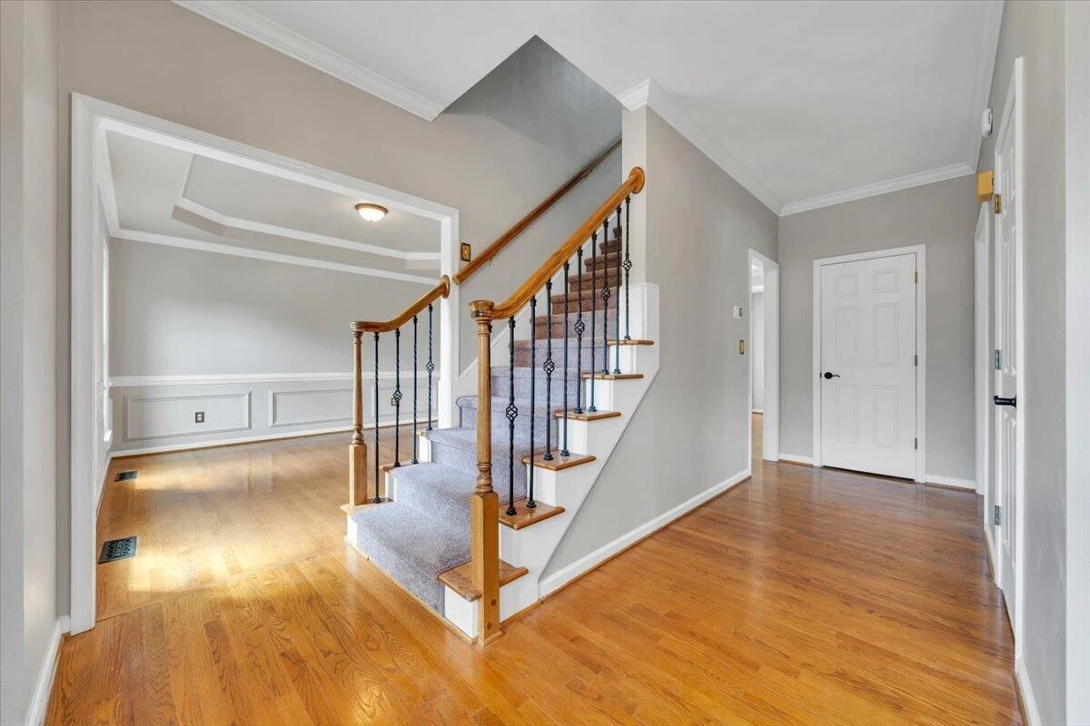 7706 Hollins Court CIR - Photo 4