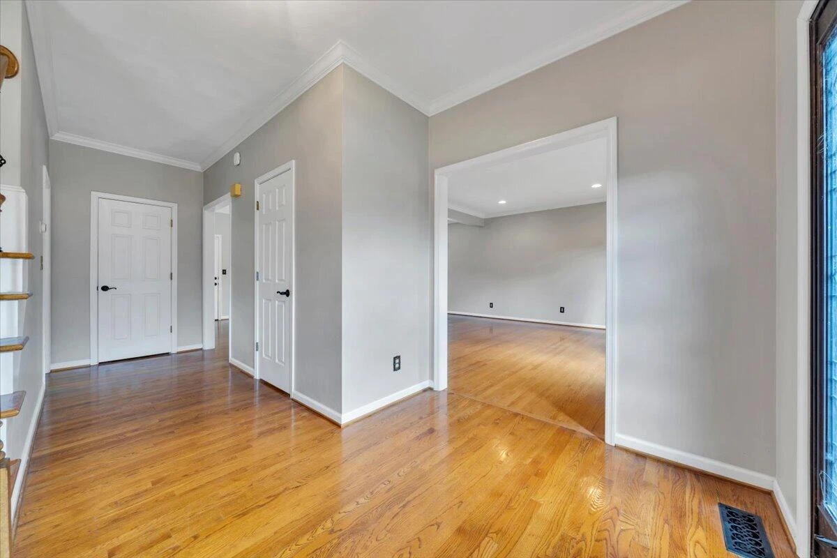 7706 Hollins Court CIR - Photo 5