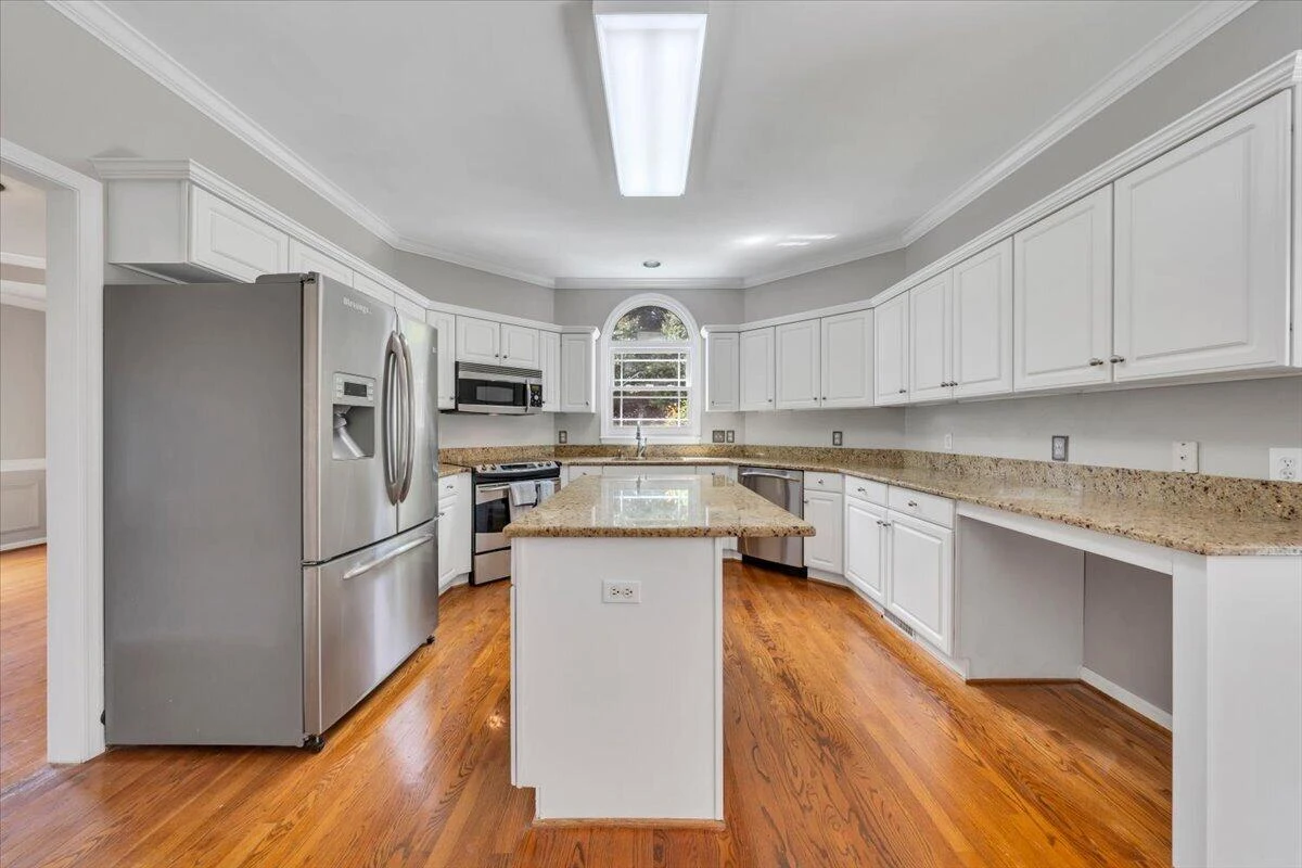 7706 Hollins Court CIR - Photo 8
