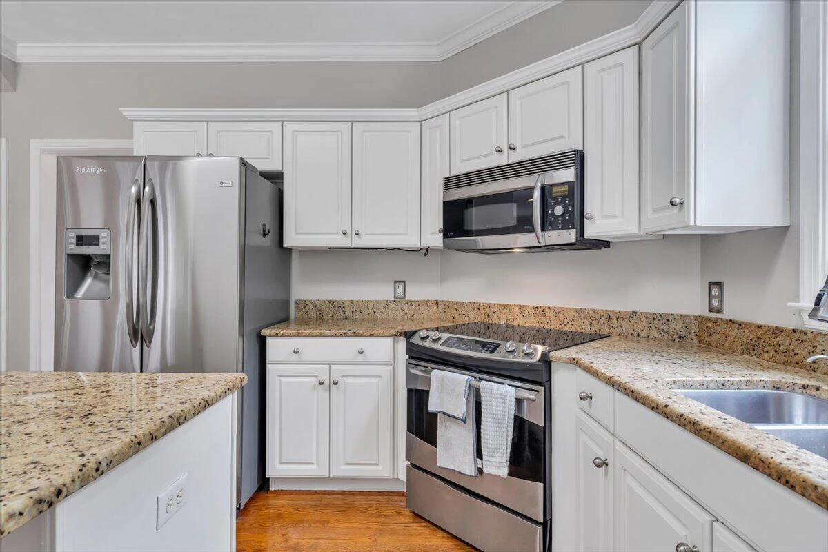 7706 Hollins Court CIR - Photo 13