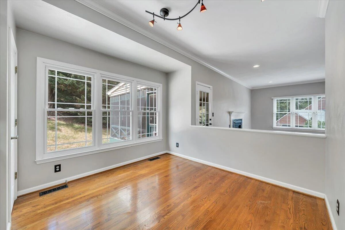 7706 Hollins Court CIR - Photo 17