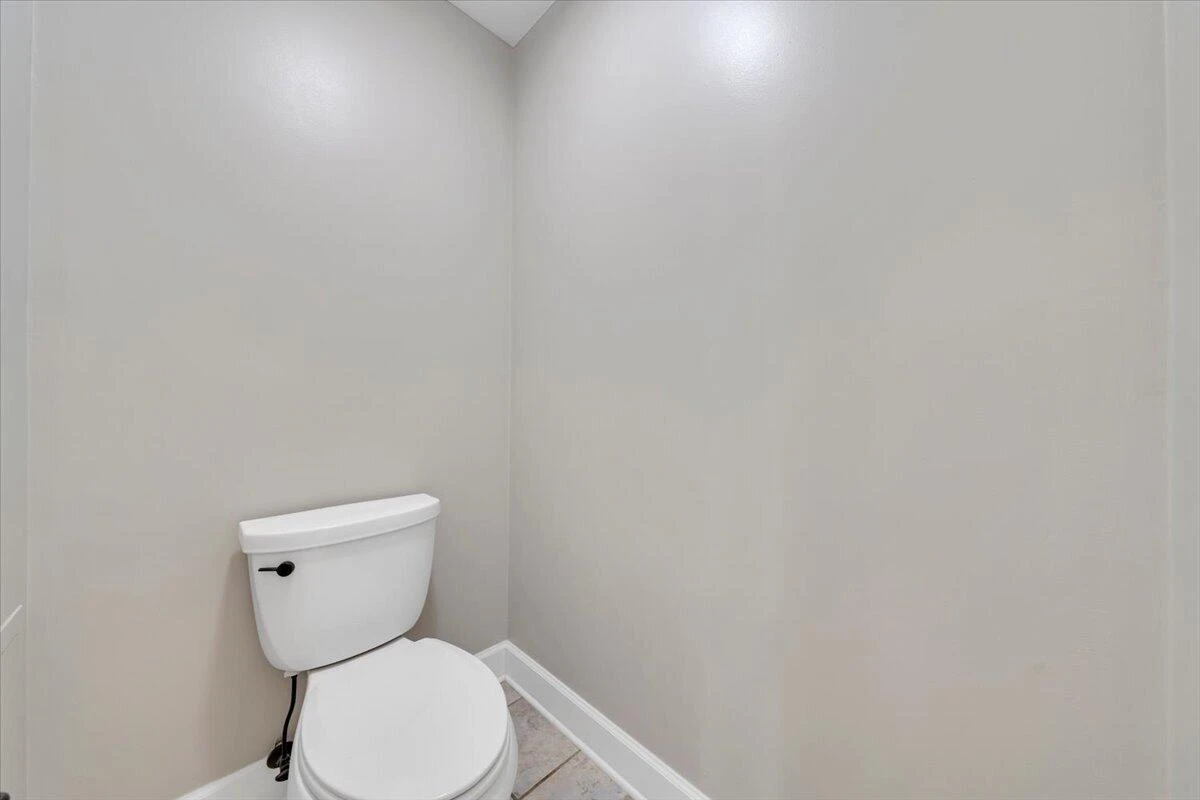 7706 Hollins Court CIR - Photo 33