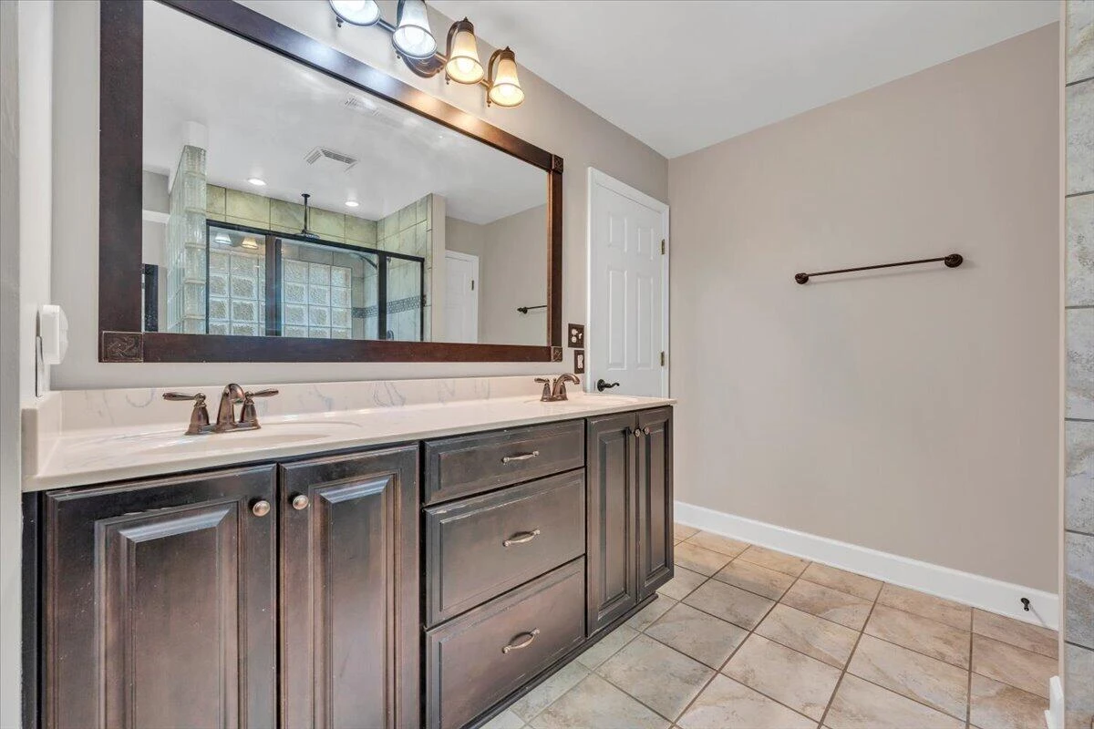 7706 Hollins Court CIR - Photo 34