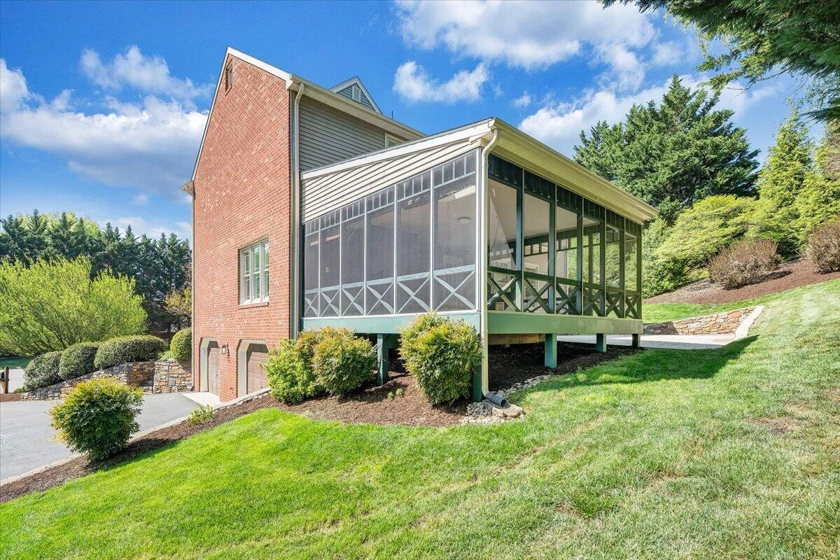 7706 Hollins Court CIR - Photo 53