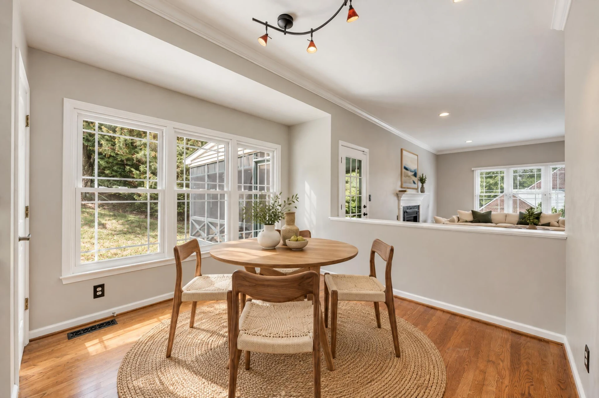 7706 Hollins Court CIR - Photo 19