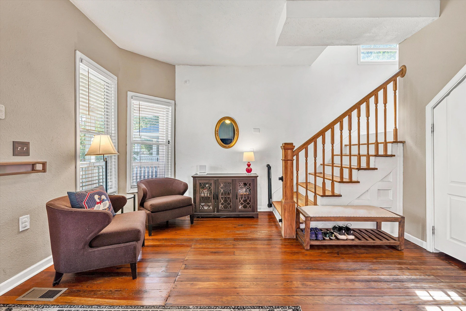 1210 Chapman AVE SW - Photo 7