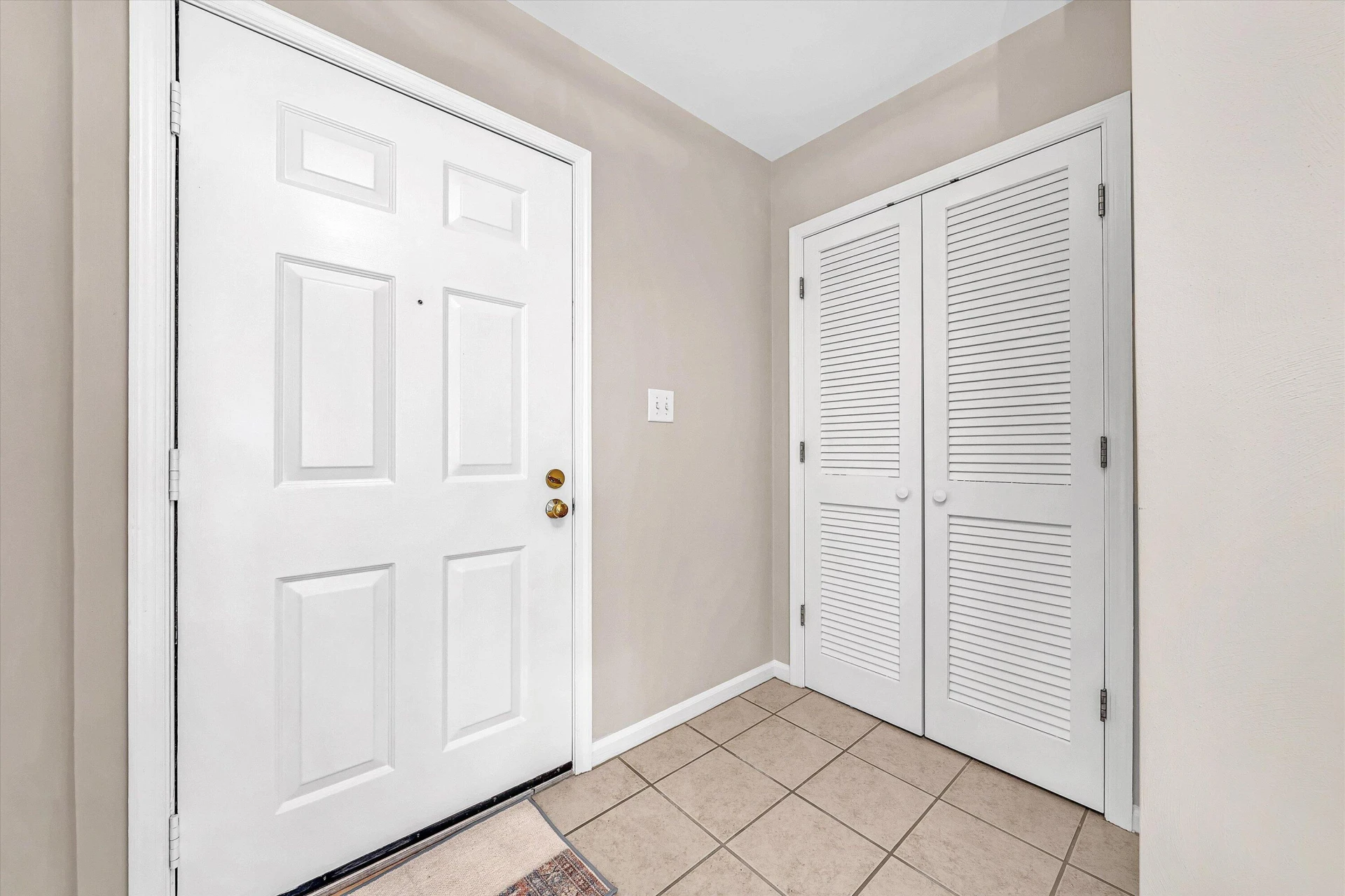 872 Stonegate CT - Photo 5