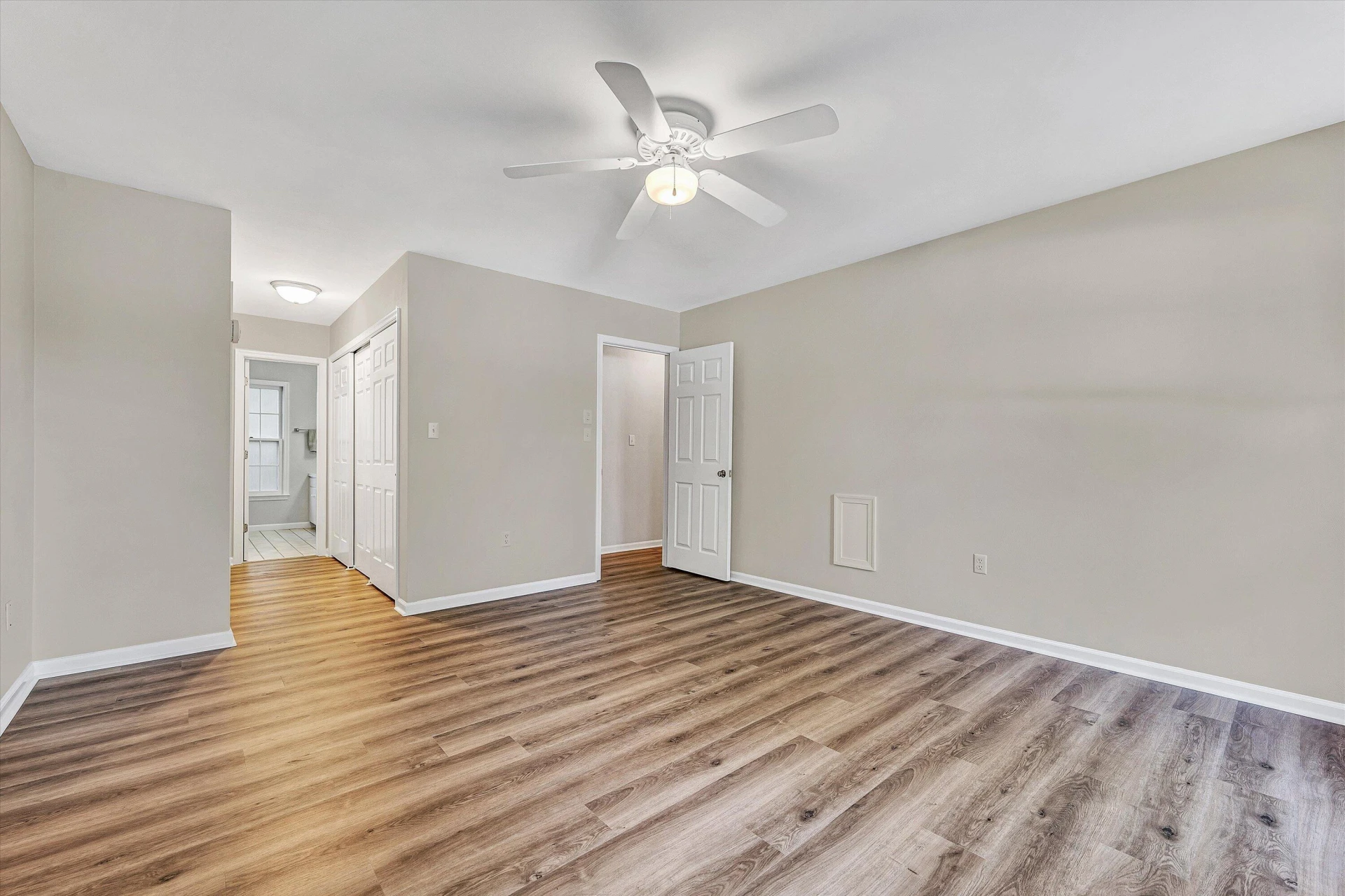 872 Stonegate CT - Photo 17