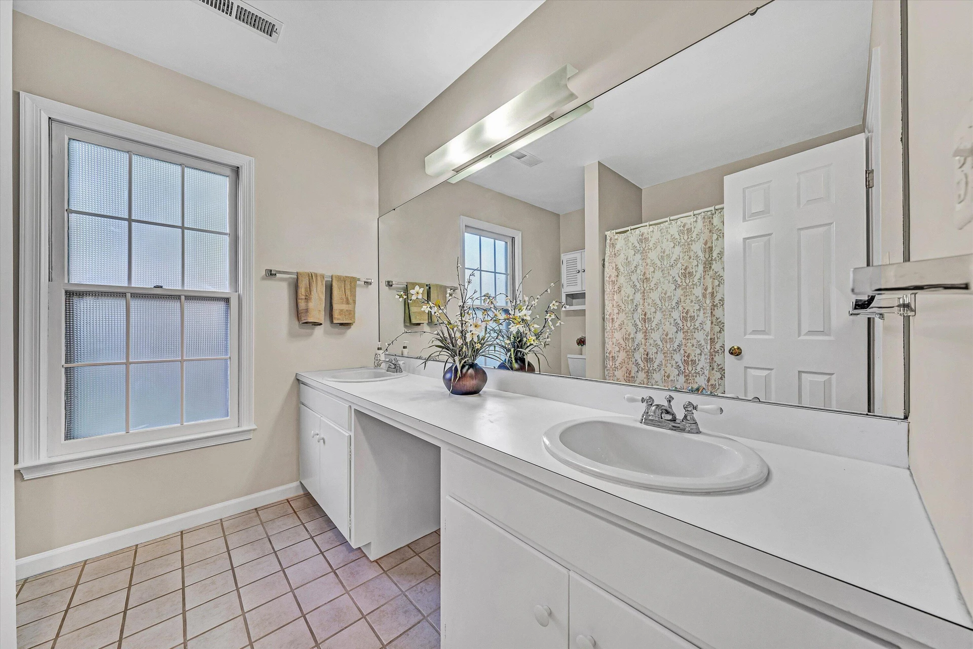 872 Stonegate CT - Photo 18