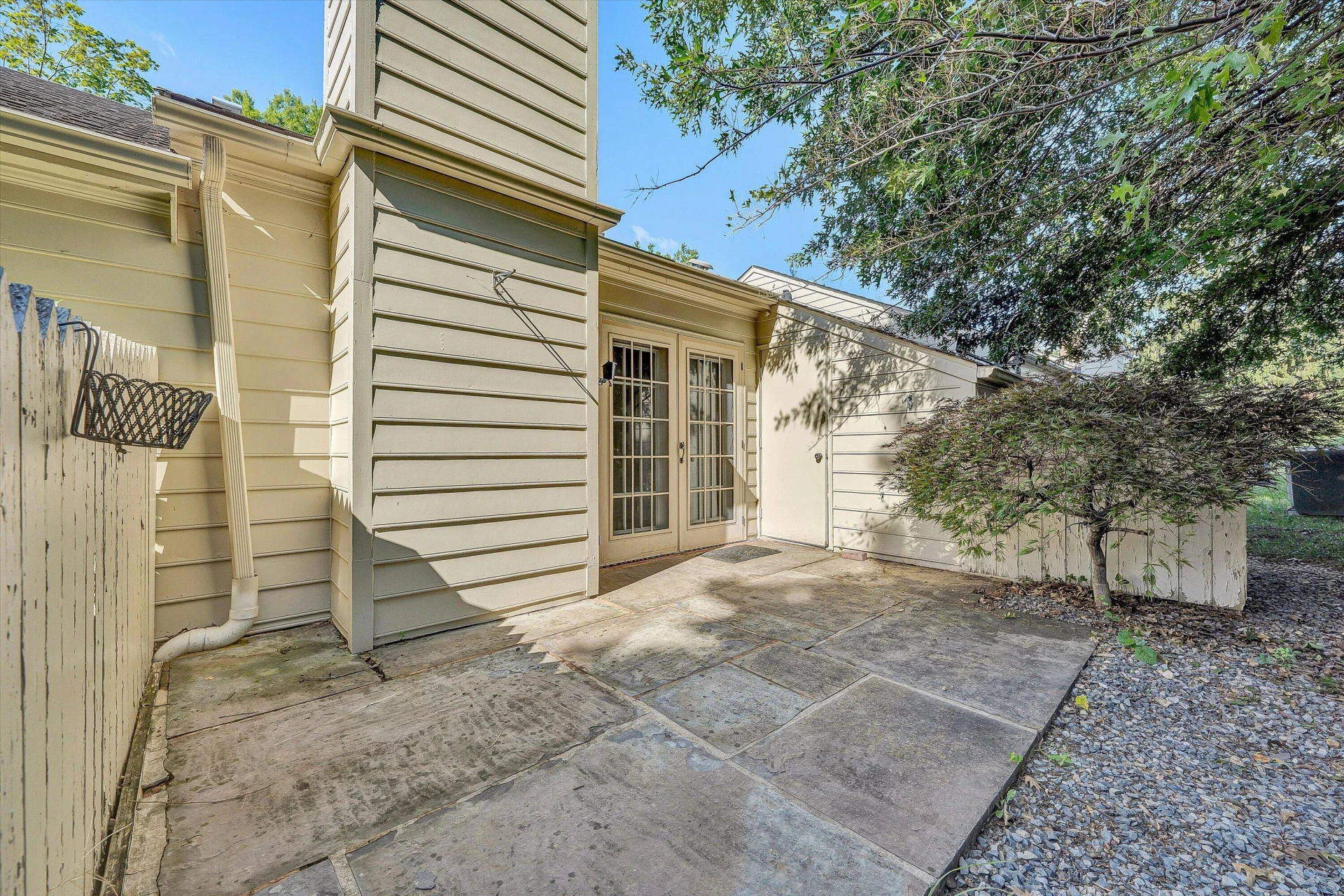 872 Stonegate CT - Photo 22