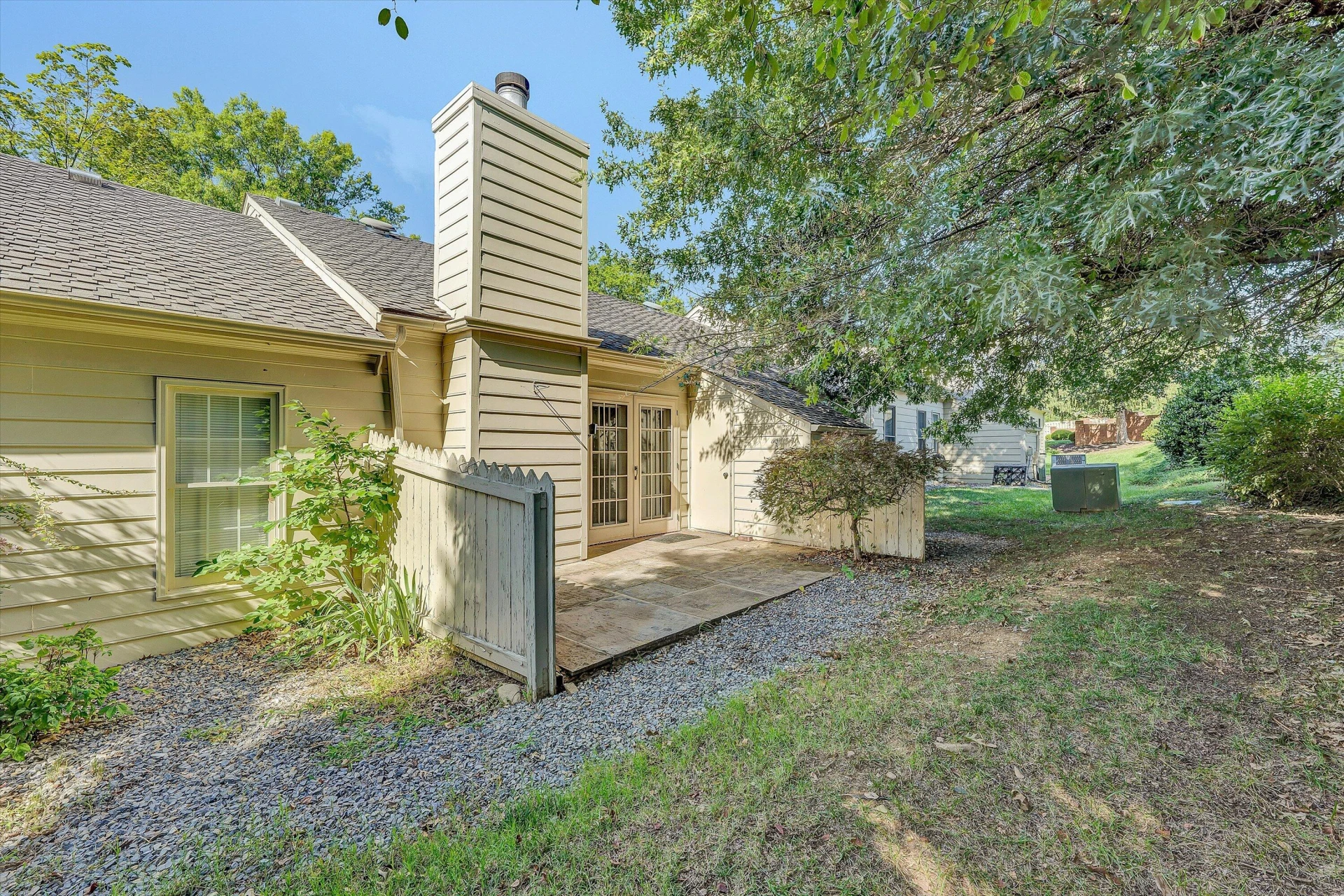 872 Stonegate CT - Photo 25