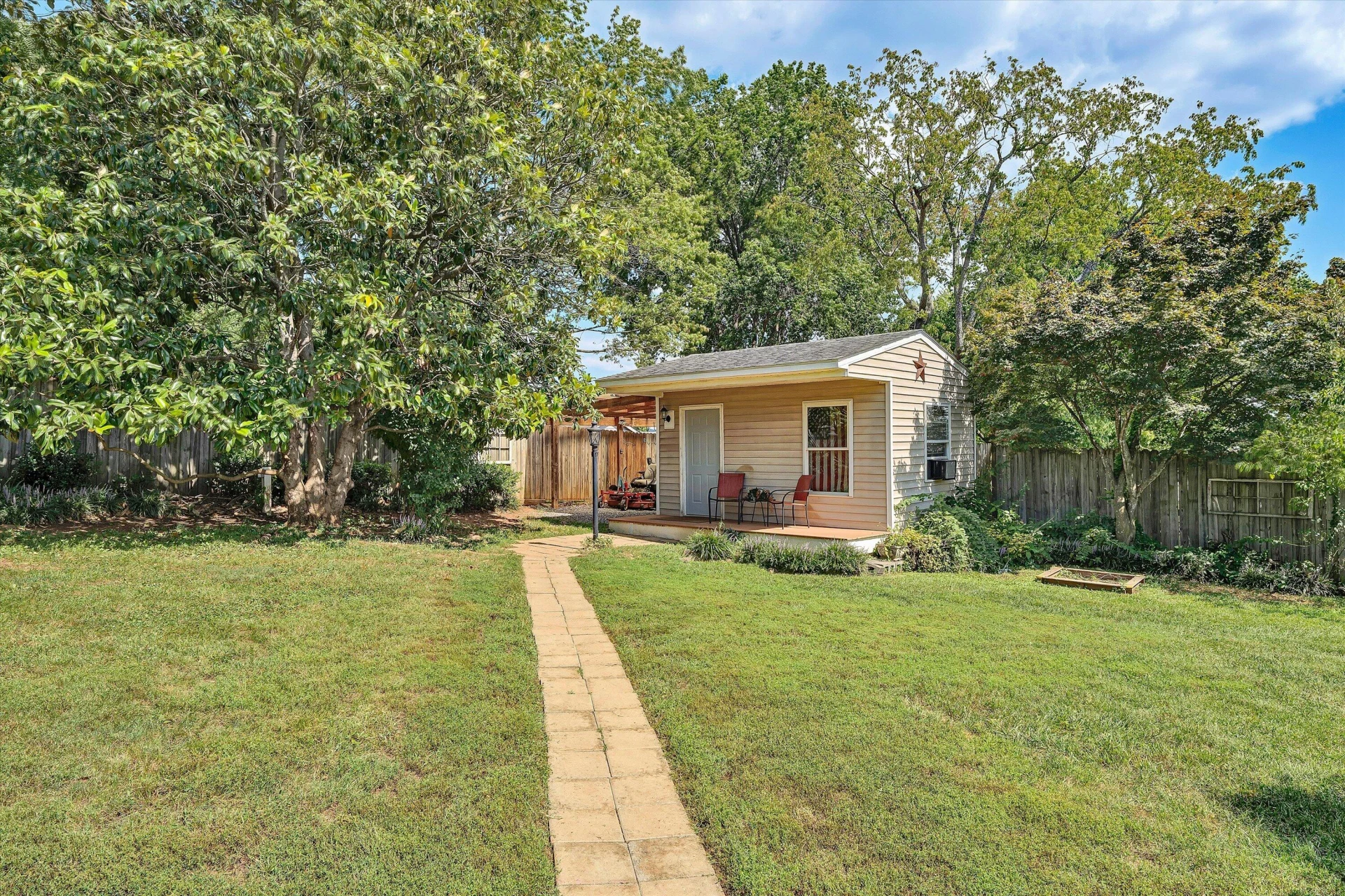 4423 Rushwood ST NW - Photo 32