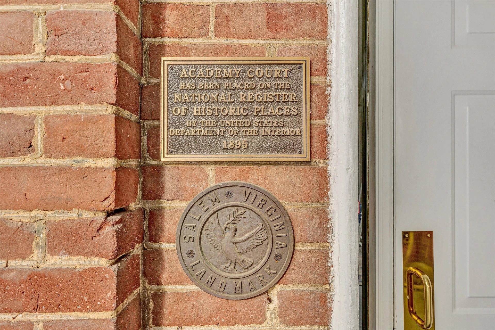 125 Academy ST - Photo 6