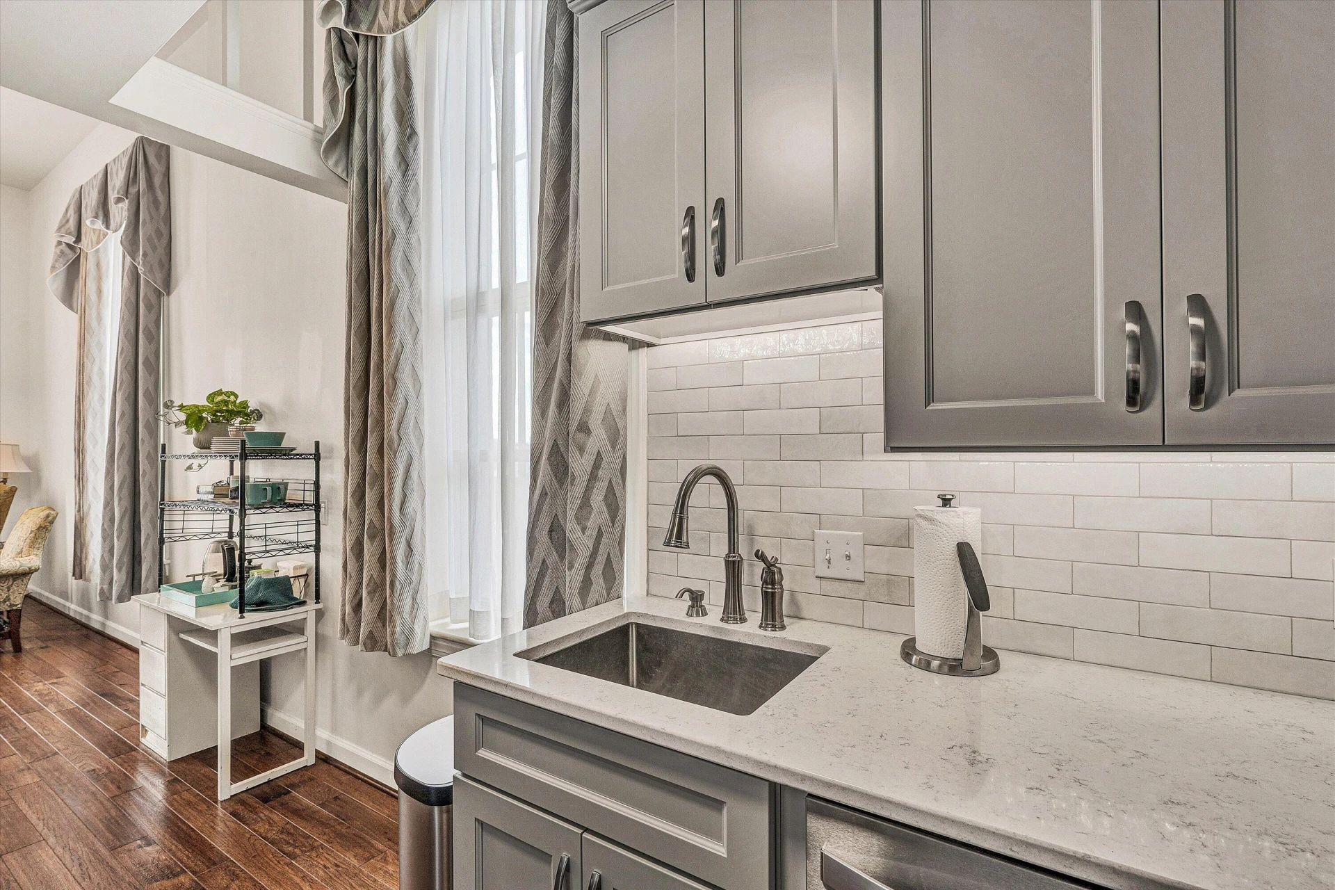 125 Academy ST - Photo 15