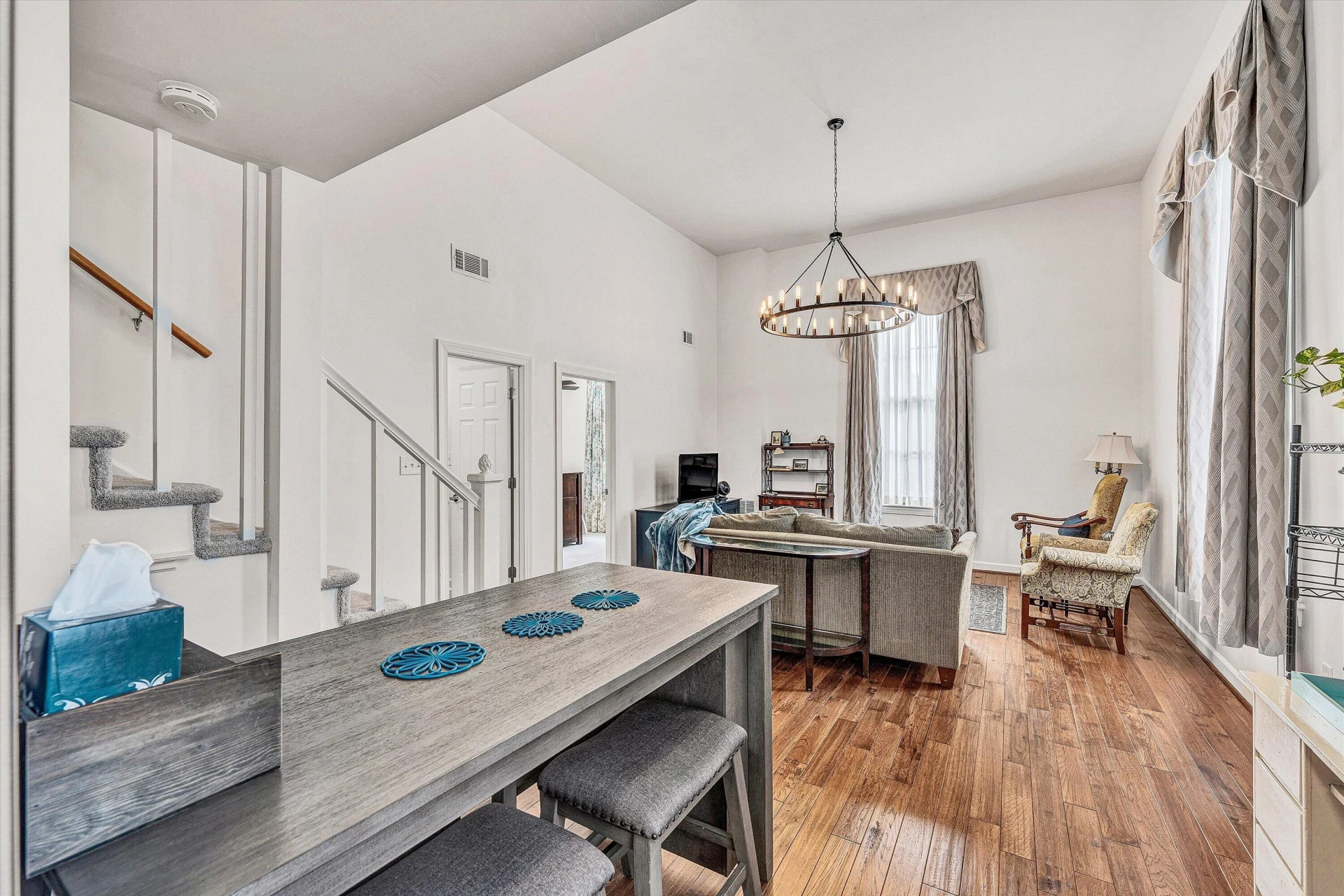 125 Academy ST - Photo 16