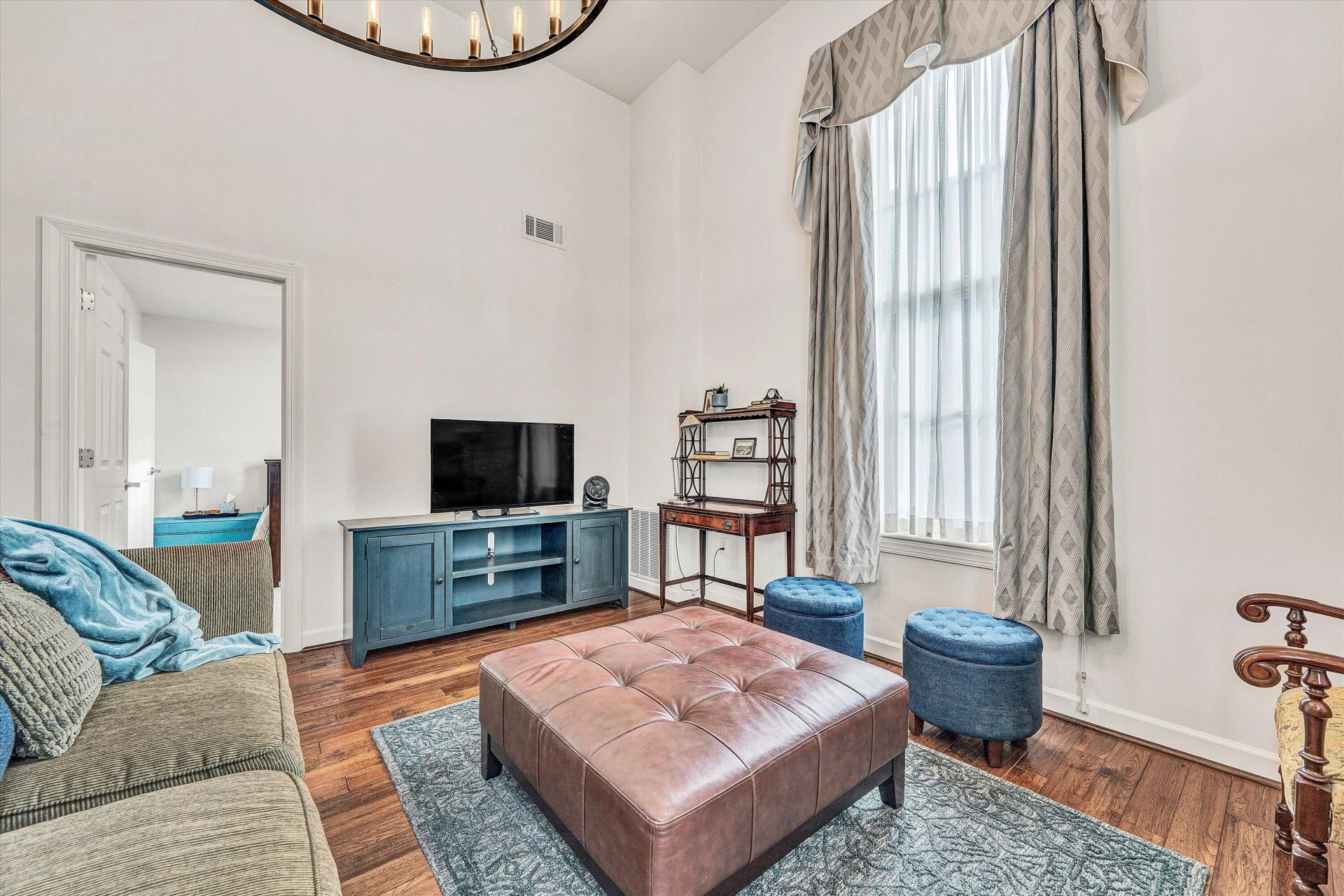125 Academy ST - Photo 17