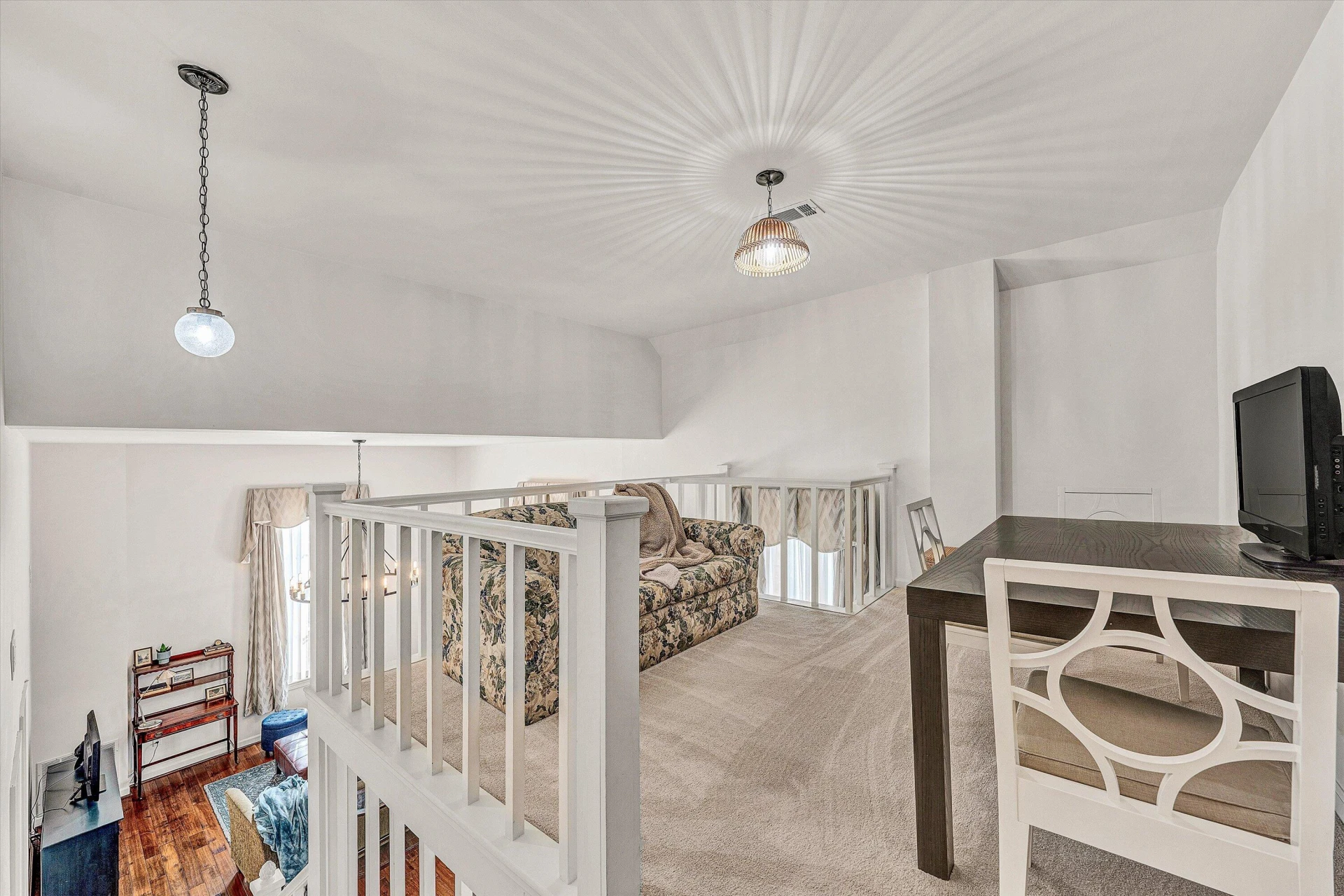 125 Academy ST - Photo 24